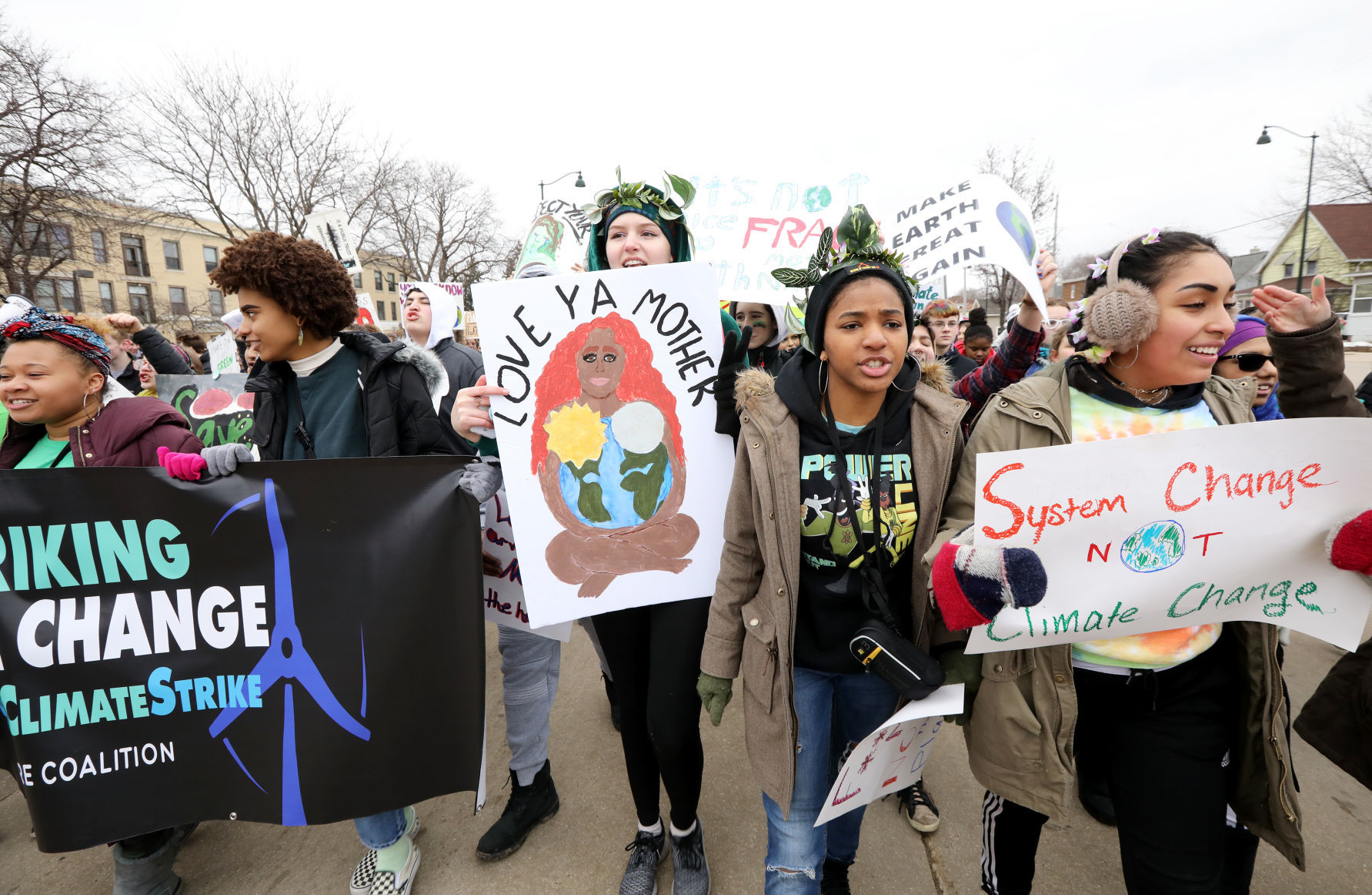 031619-wsj-news-walkout1